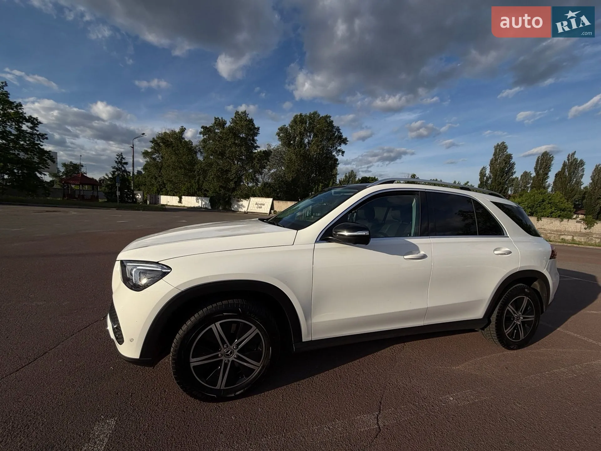2022 Mercedes-Benz GLE - мініатюра 21