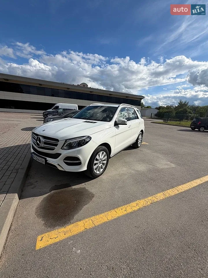 2016 Mercedes-Benz GLE - мініатюра 36