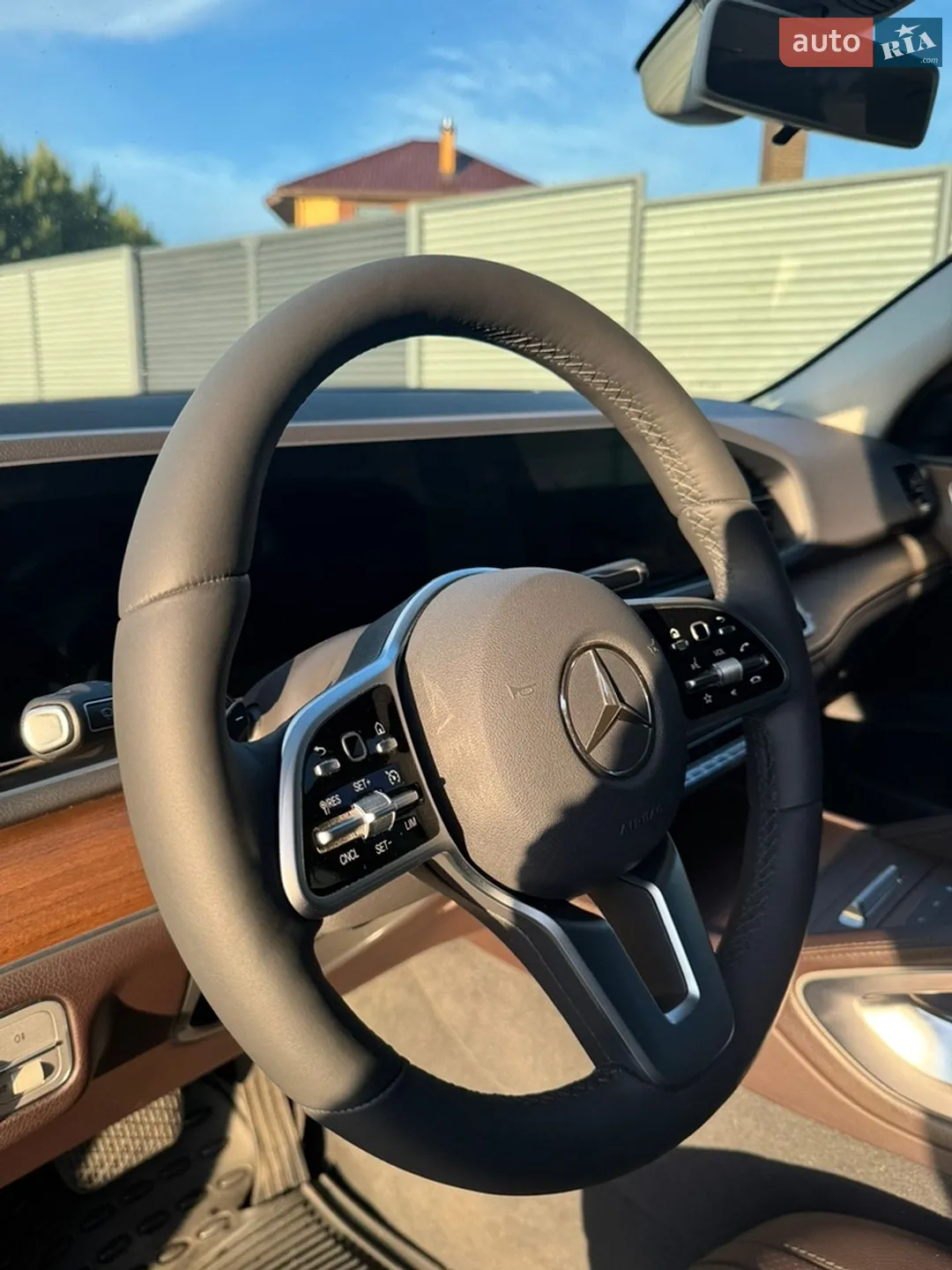 2019 Mercedes-Benz GLE - мініатюра 17
