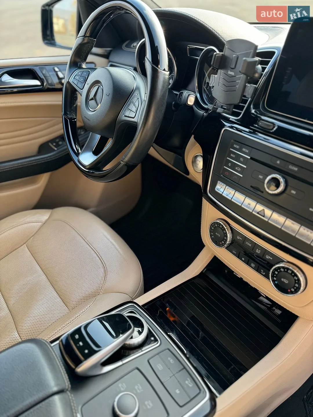 2016 Mercedes-Benz GLE - мініатюра 18