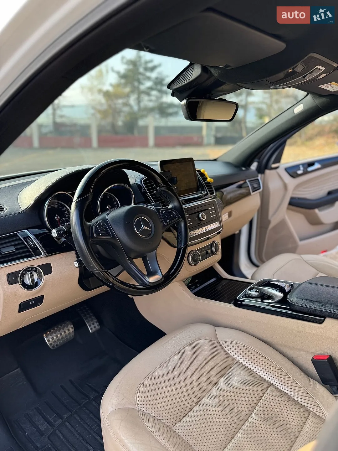 2016 Mercedes-Benz GLE - мініатюра 20