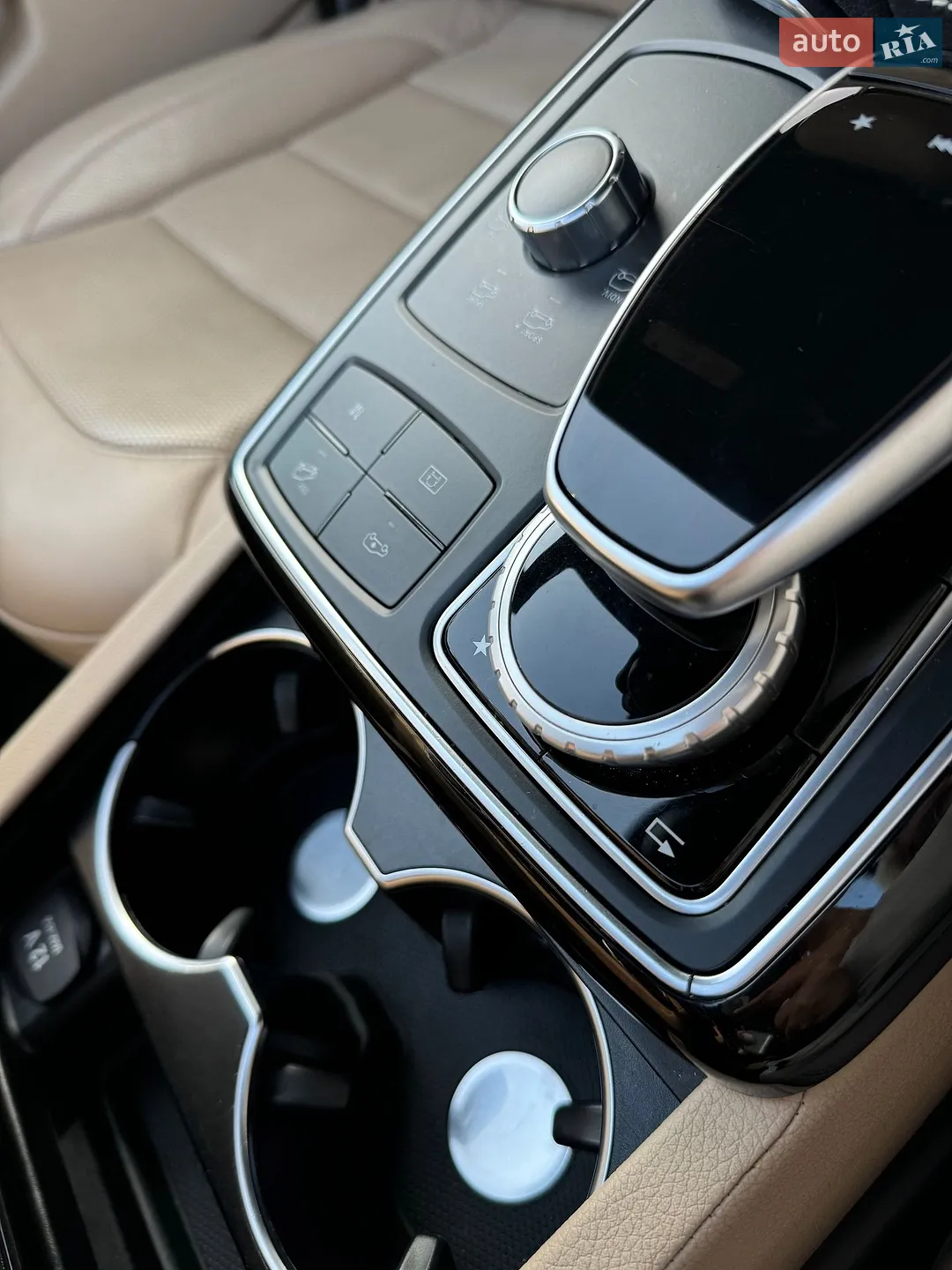 2016 Mercedes-Benz GLE - мініатюра 22