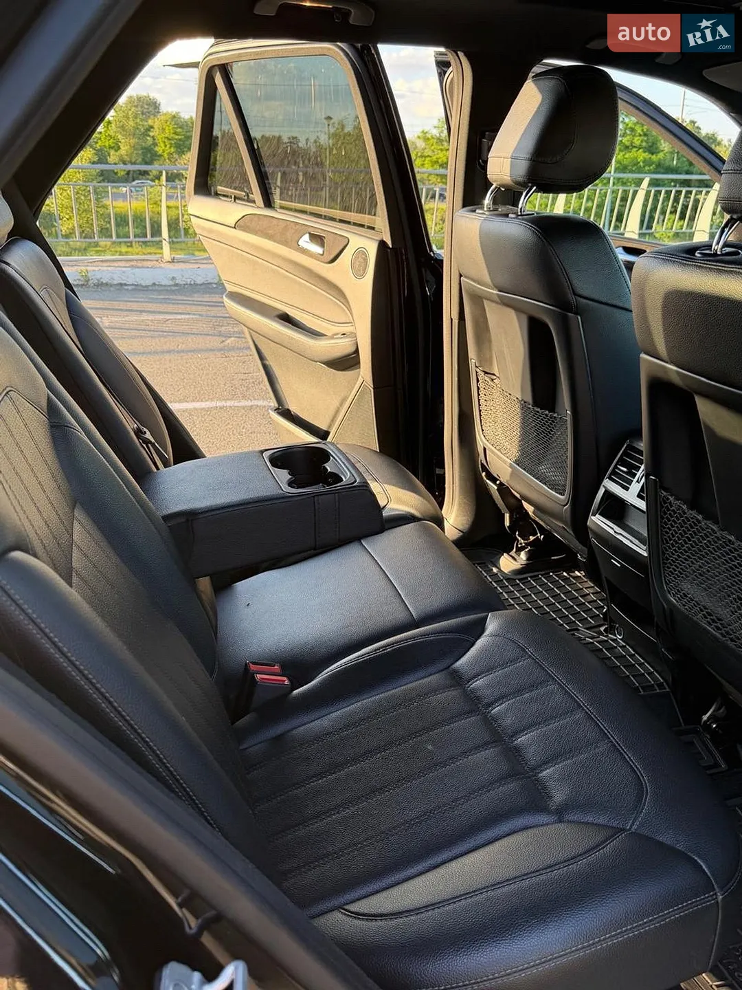 2016 Mercedes-Benz GLE - мініатюра 31
