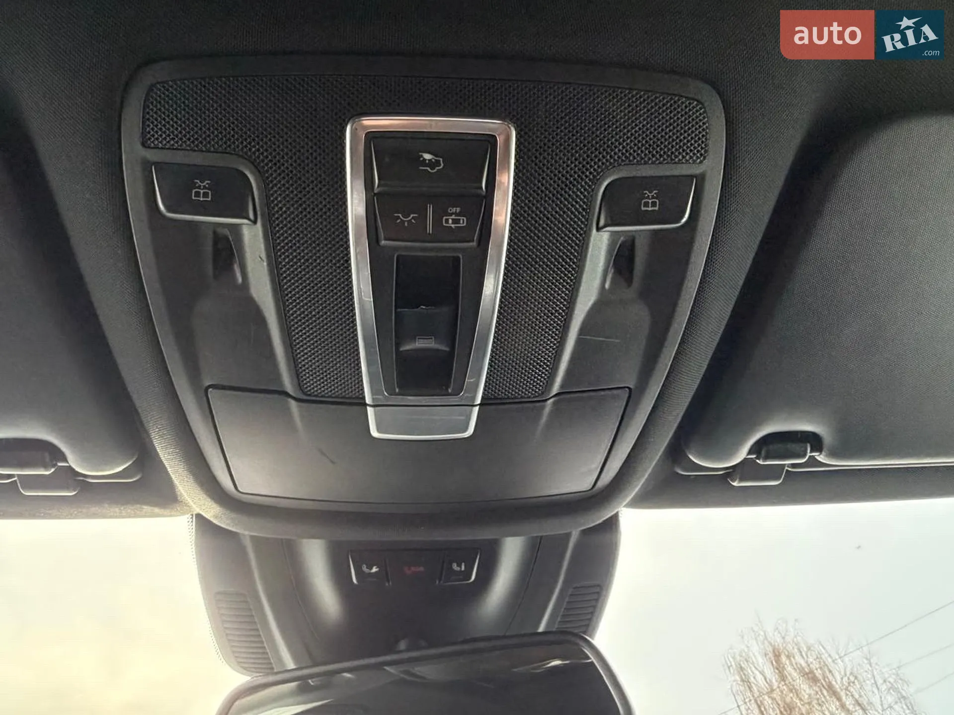 2016 Mercedes-Benz GLE - мініатюра 50