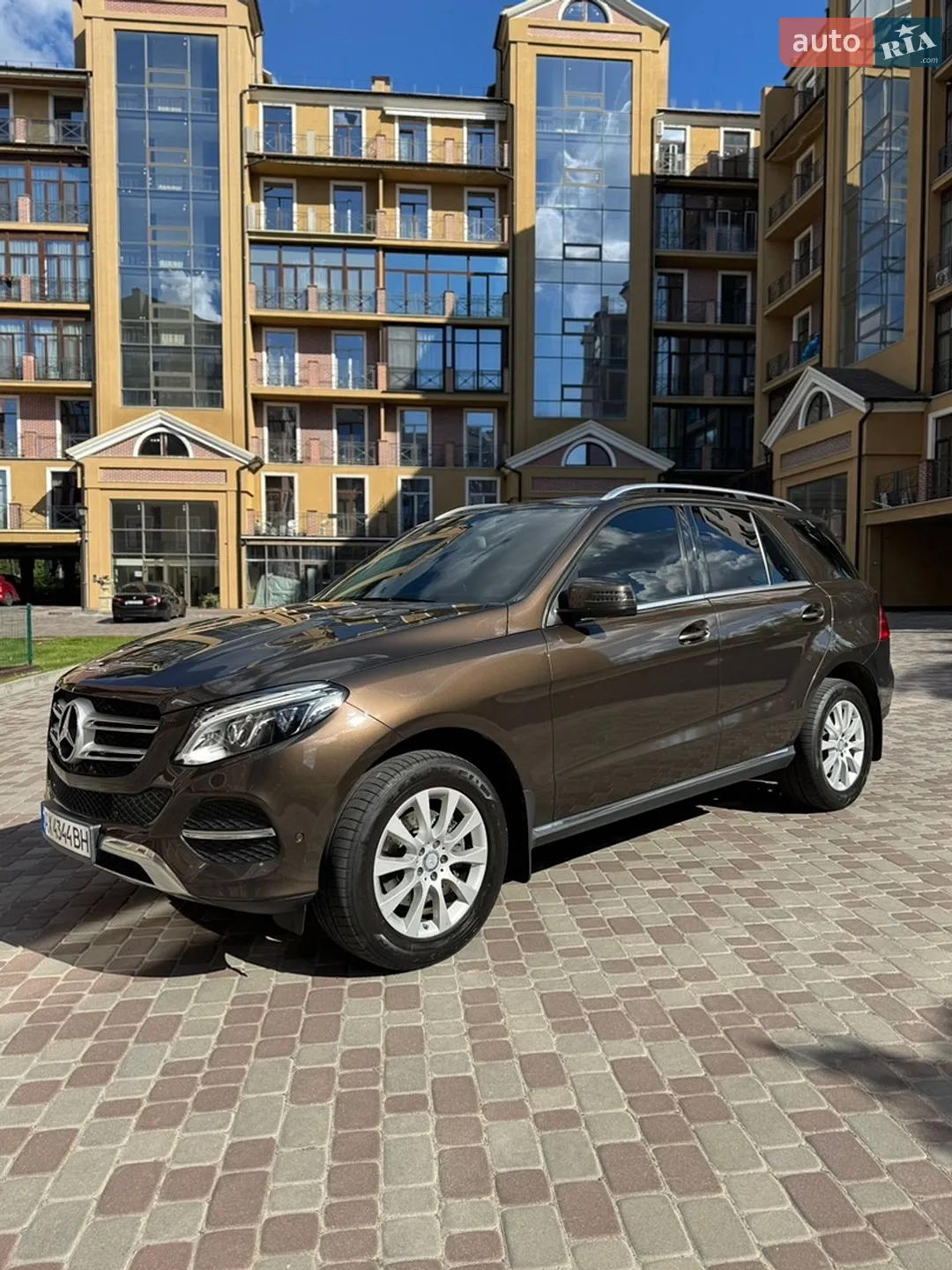 2015 Mercedes-Benz GLE - мініатюра 2