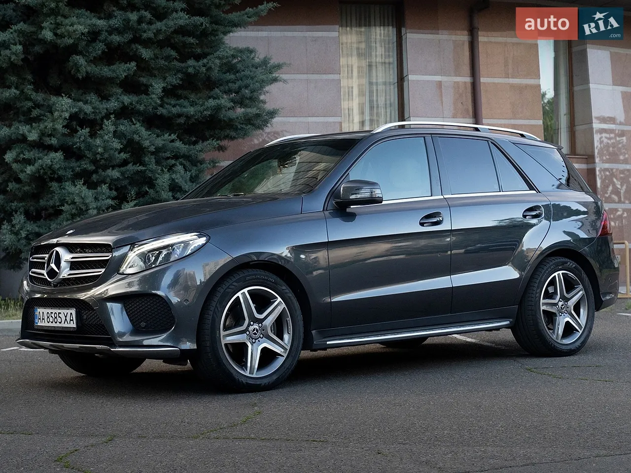 2016 Mercedes-Benz GLE - мініатюра 18