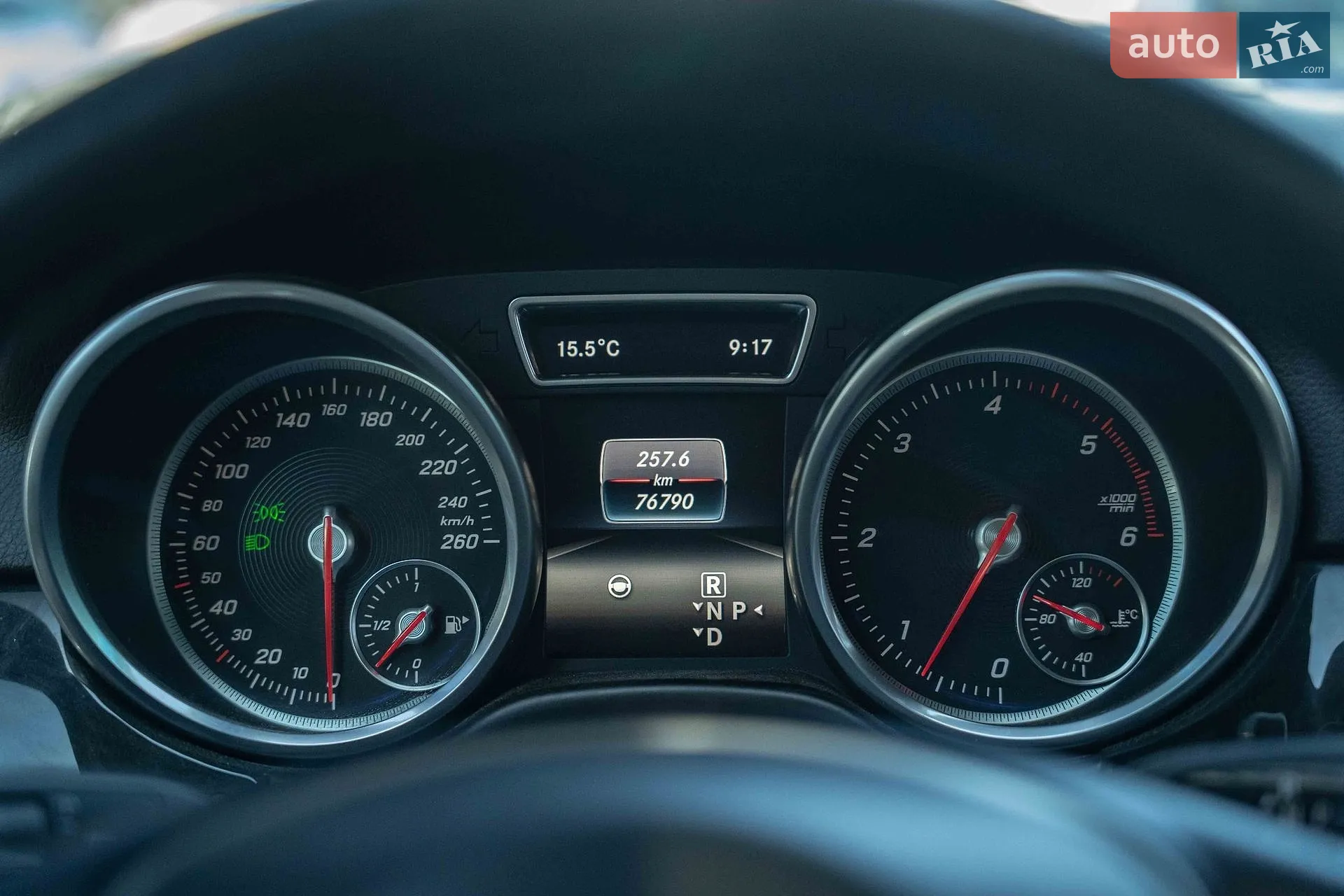 2016 Mercedes-Benz GLE - мініатюра 29