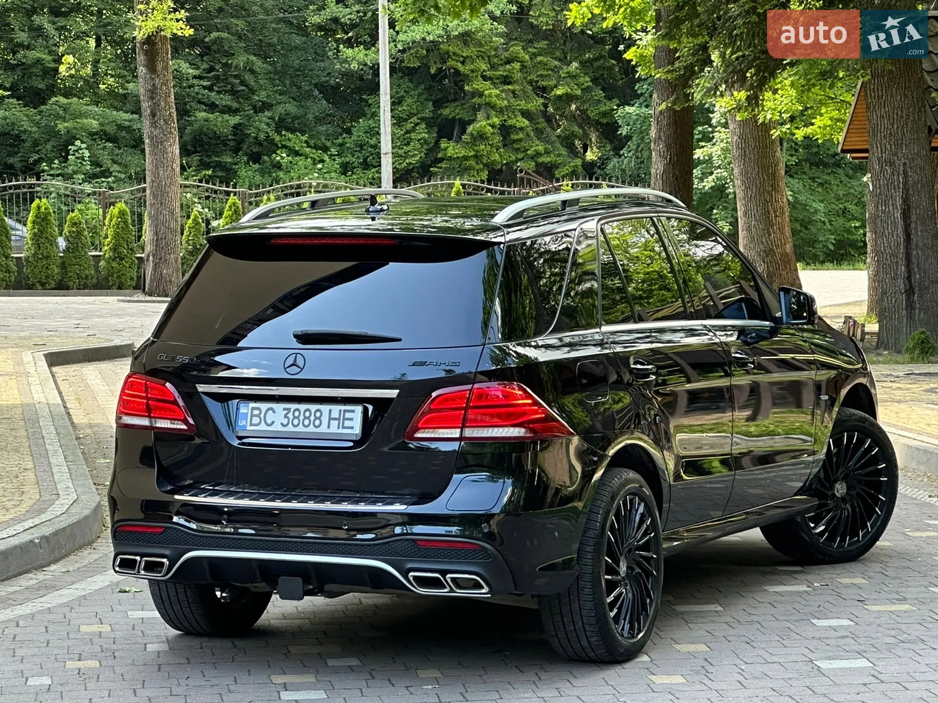 2016 Mercedes-Benz GLE - мініатюра 26