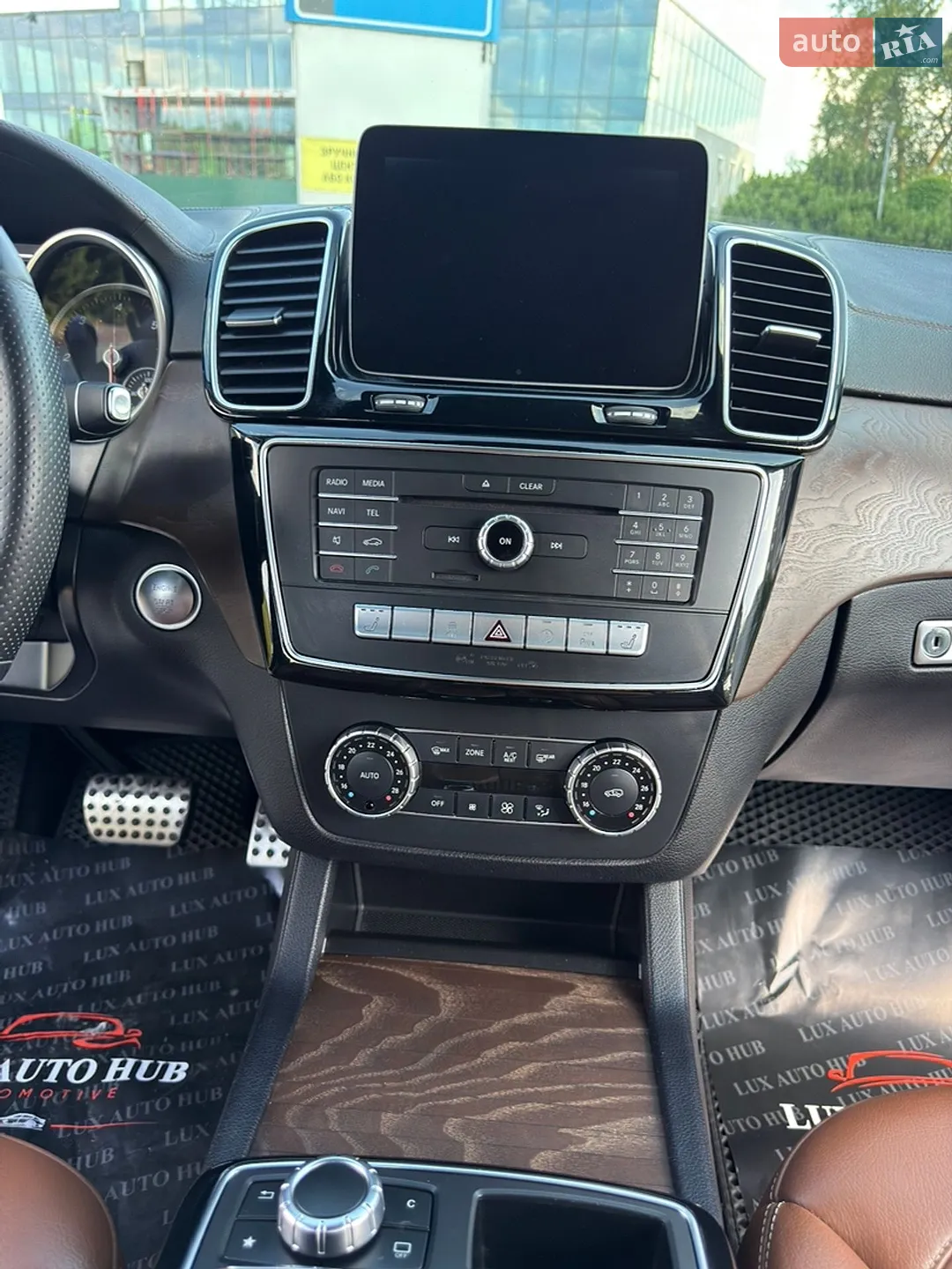 2017 Mercedes-Benz GLE - мініатюра 60