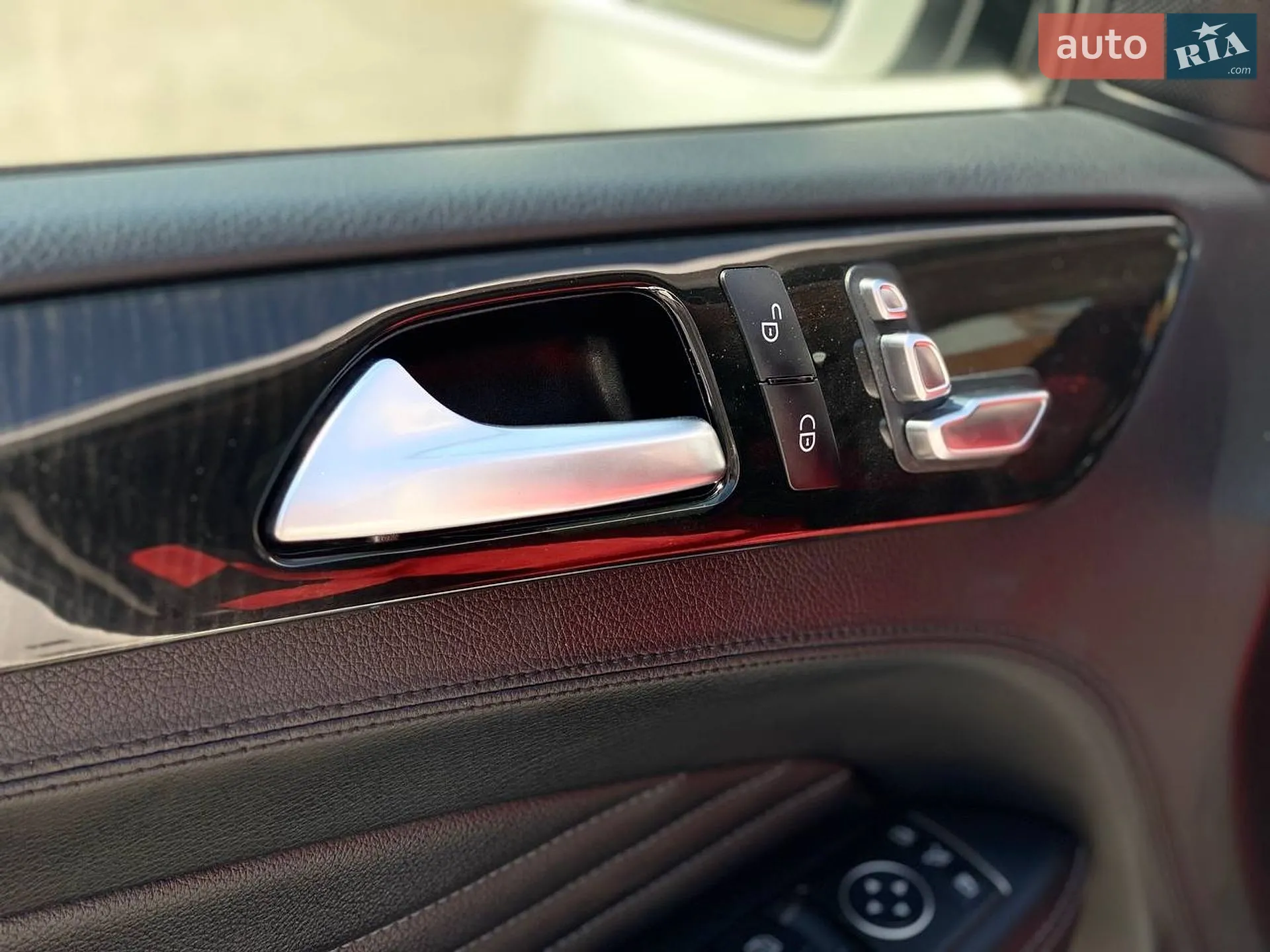 2018 Mercedes-Benz GLE - мініатюра 23