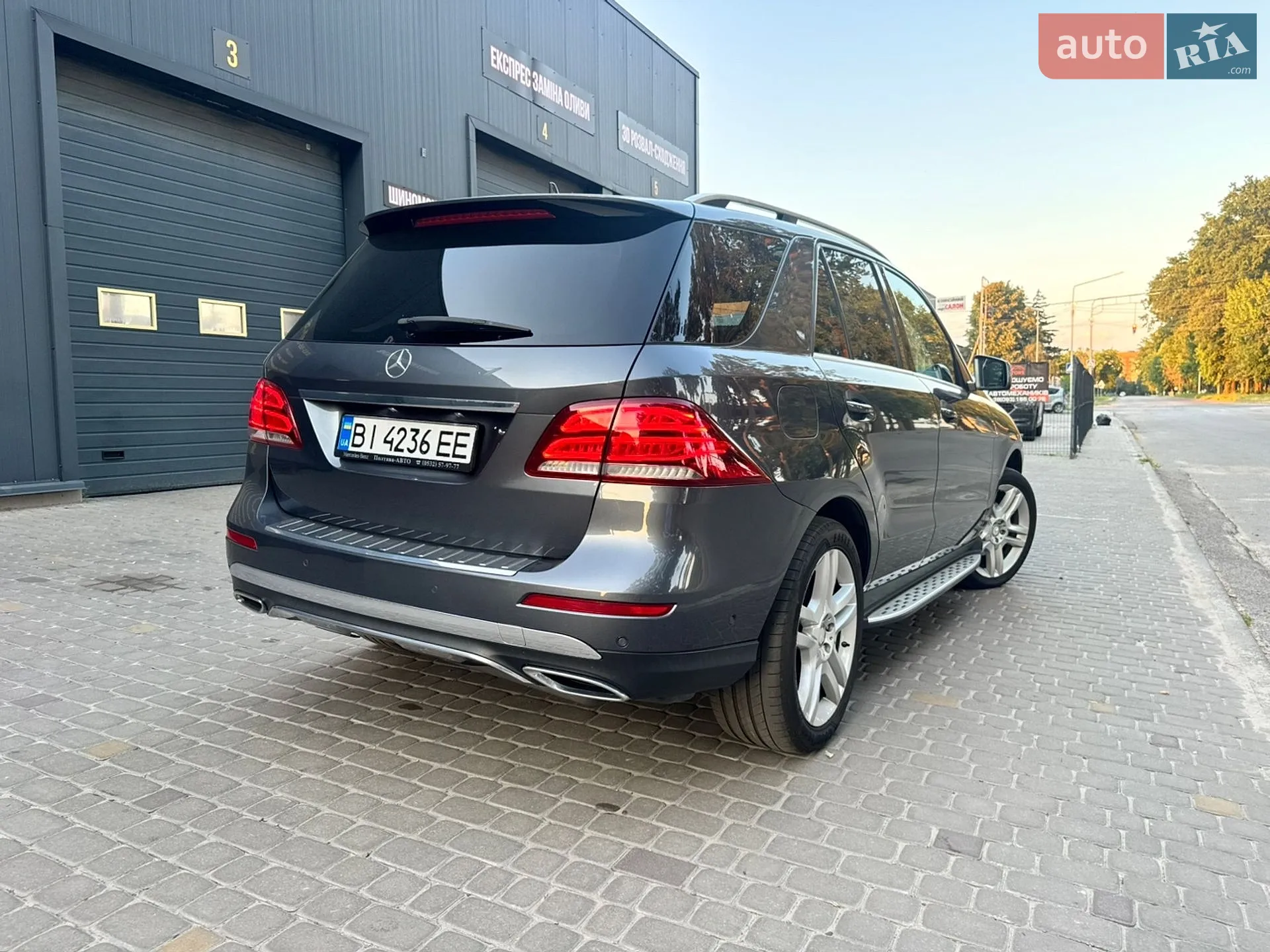 2016 Mercedes-Benz GLE - мініатюра 25
