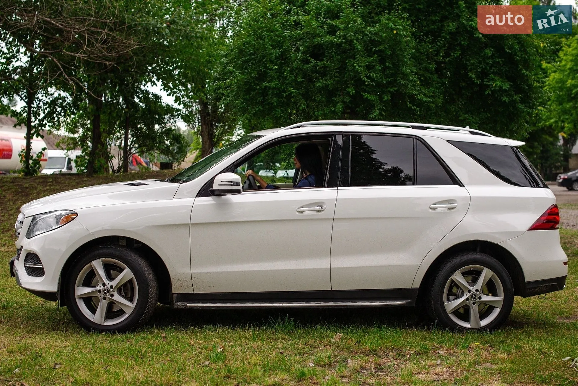 2017 Mercedes-Benz GLE - мініатюра 15