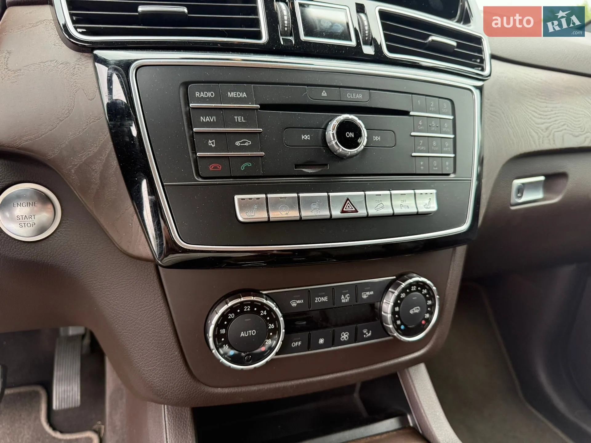 2018 Volkswagen Touareg - мініатюра 14