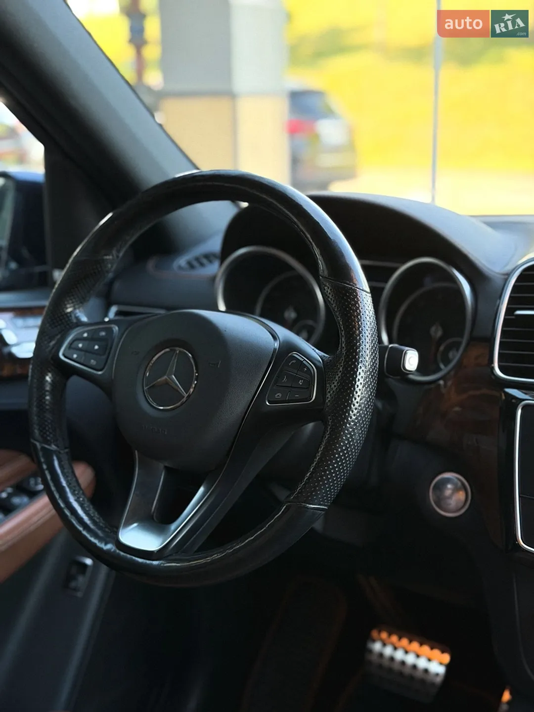 2016 Mercedes-Benz GLE - мініатюра 15