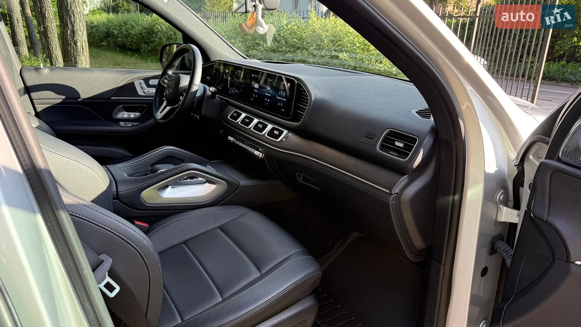 2020 Mercedes-Benz GLE - мініатюра 13