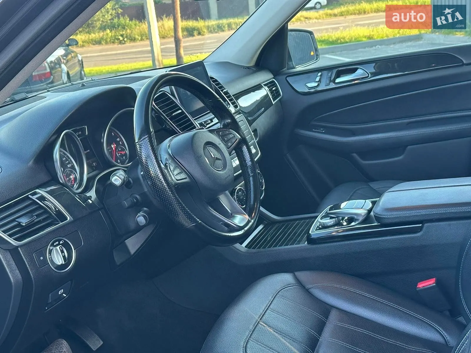 2015 Mercedes-Benz GLE - мініатюра 21
