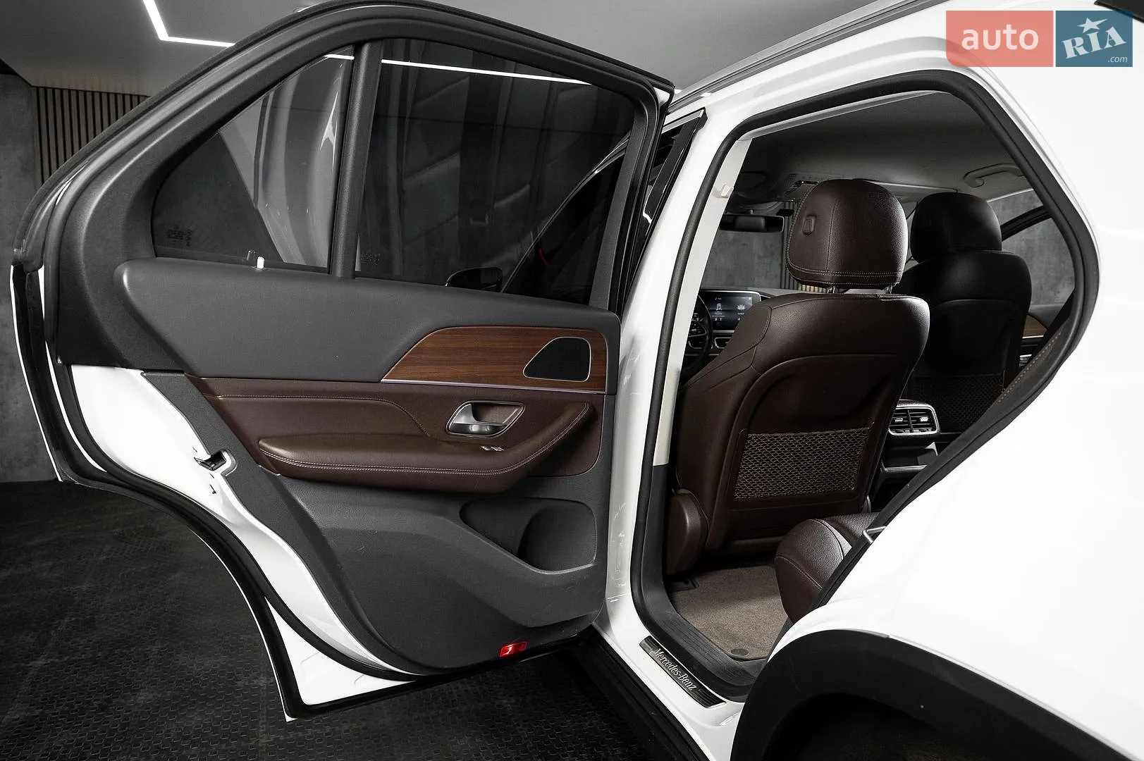 2019 Mercedes-Benz GLE - мініатюра 28