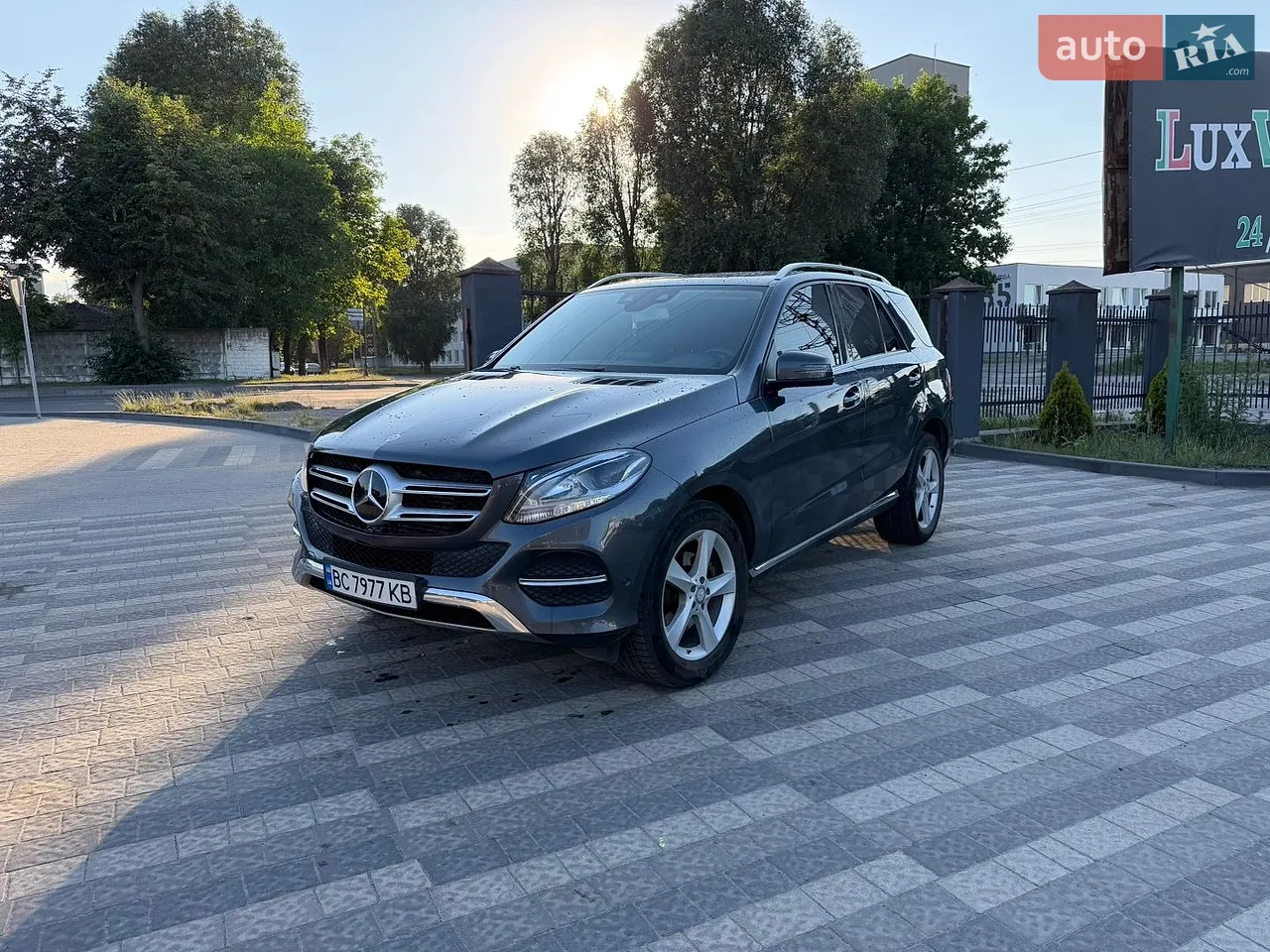 2017 Mercedes-Benz GLE - мініатюра 26