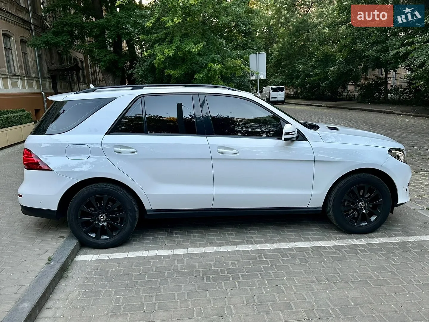 2017 Mercedes-Benz GLE - мініатюра 9