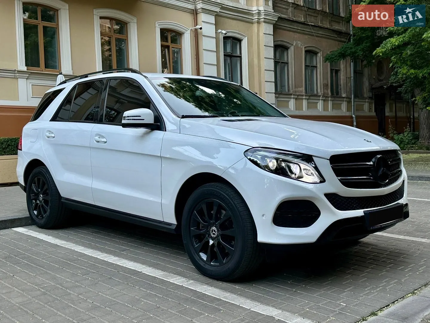 2017 Mercedes-Benz GLE - мініатюра 8