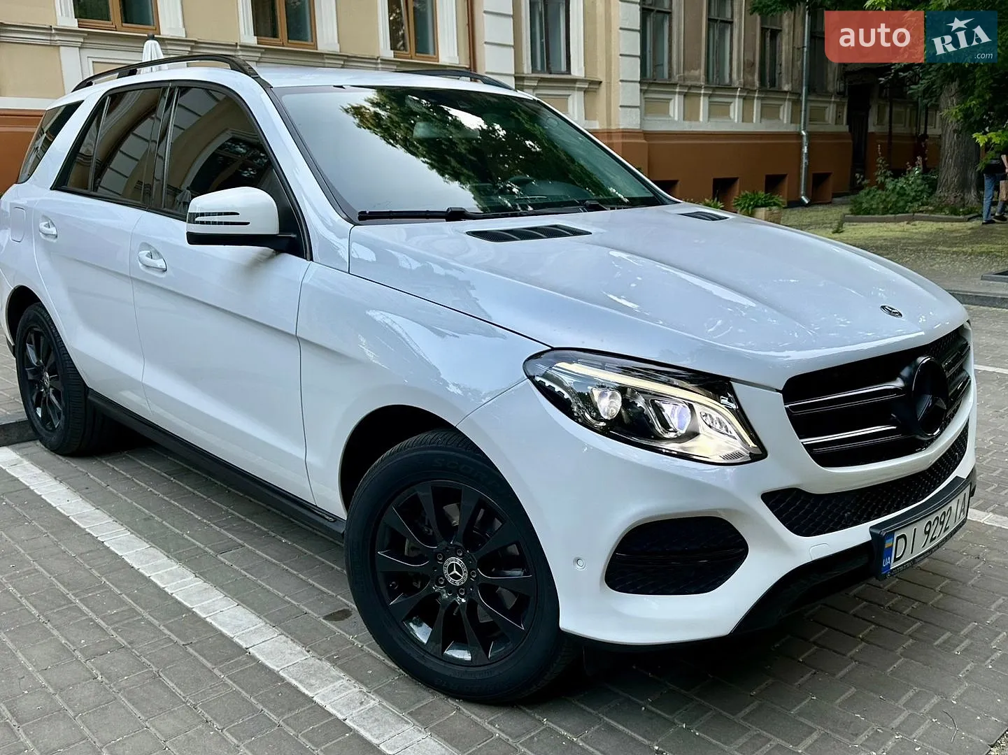 2017 Mercedes-Benz GLE - мініатюра 20
