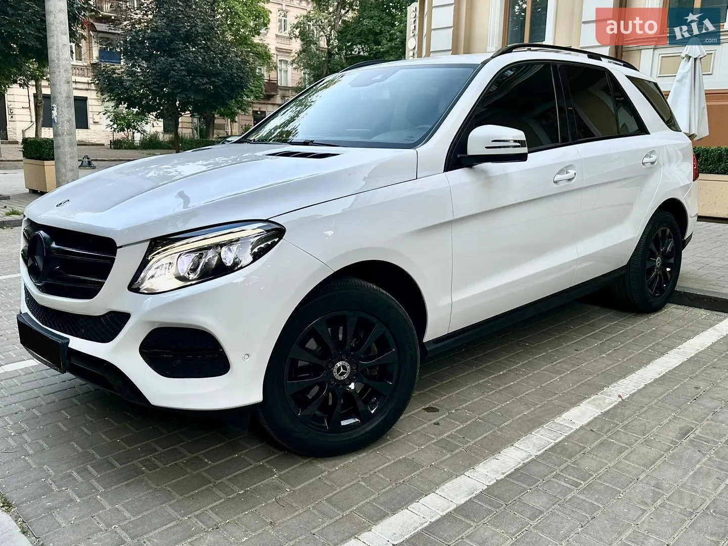 2017 Mercedes-Benz GLE - мініатюра 17