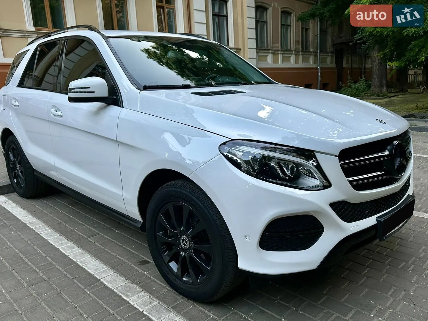 2017 Mercedes-Benz GLE - мініатюра 3