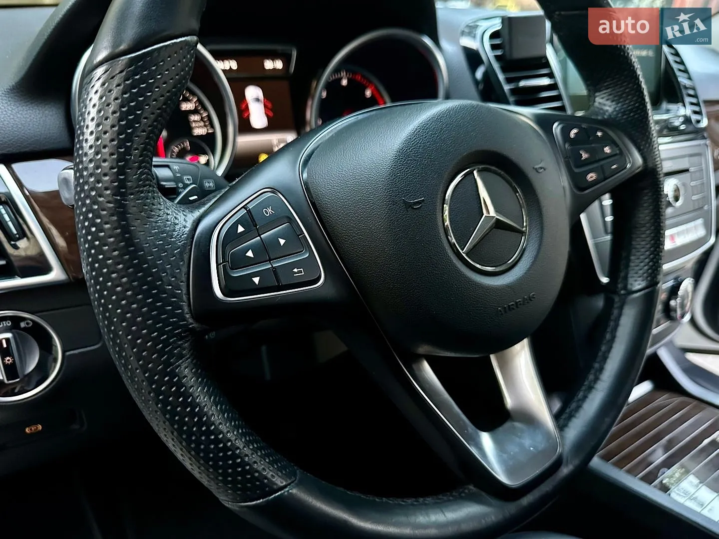 2017 Mercedes-Benz GLE - мініатюра 53