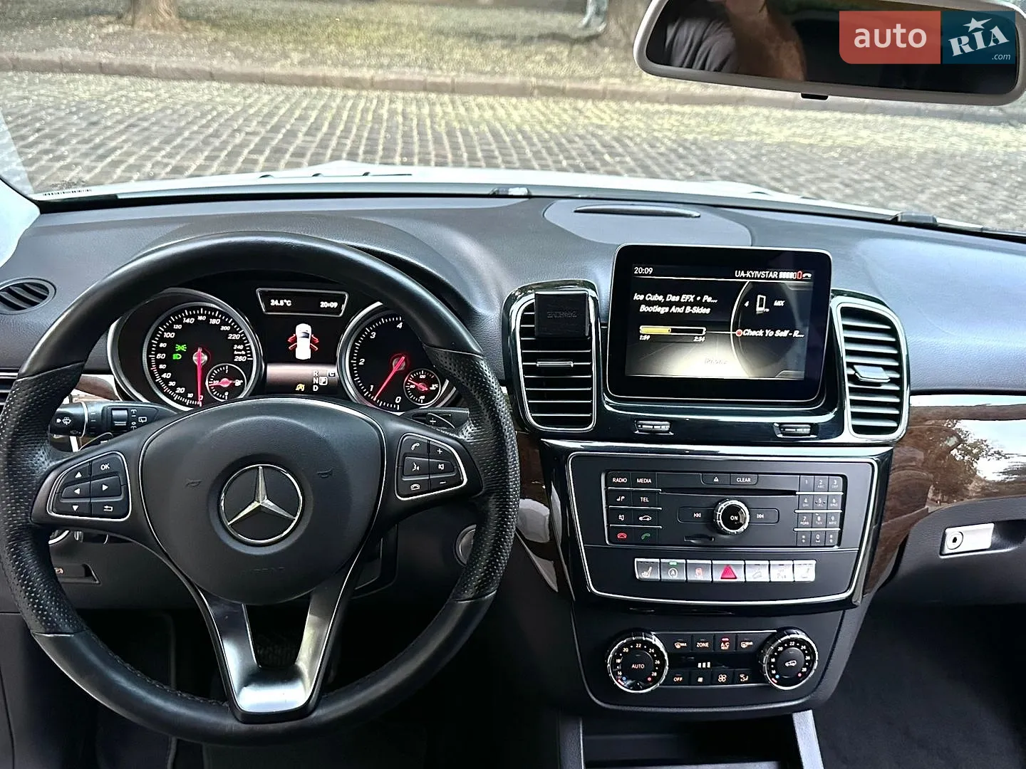 2017 Mercedes-Benz GLE - мініатюра 49