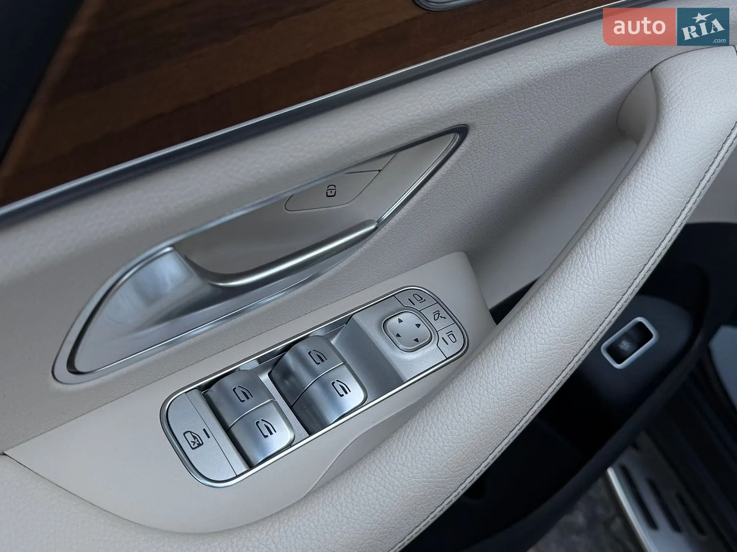 2022 Mercedes-Benz GLE - мініатюра 19
