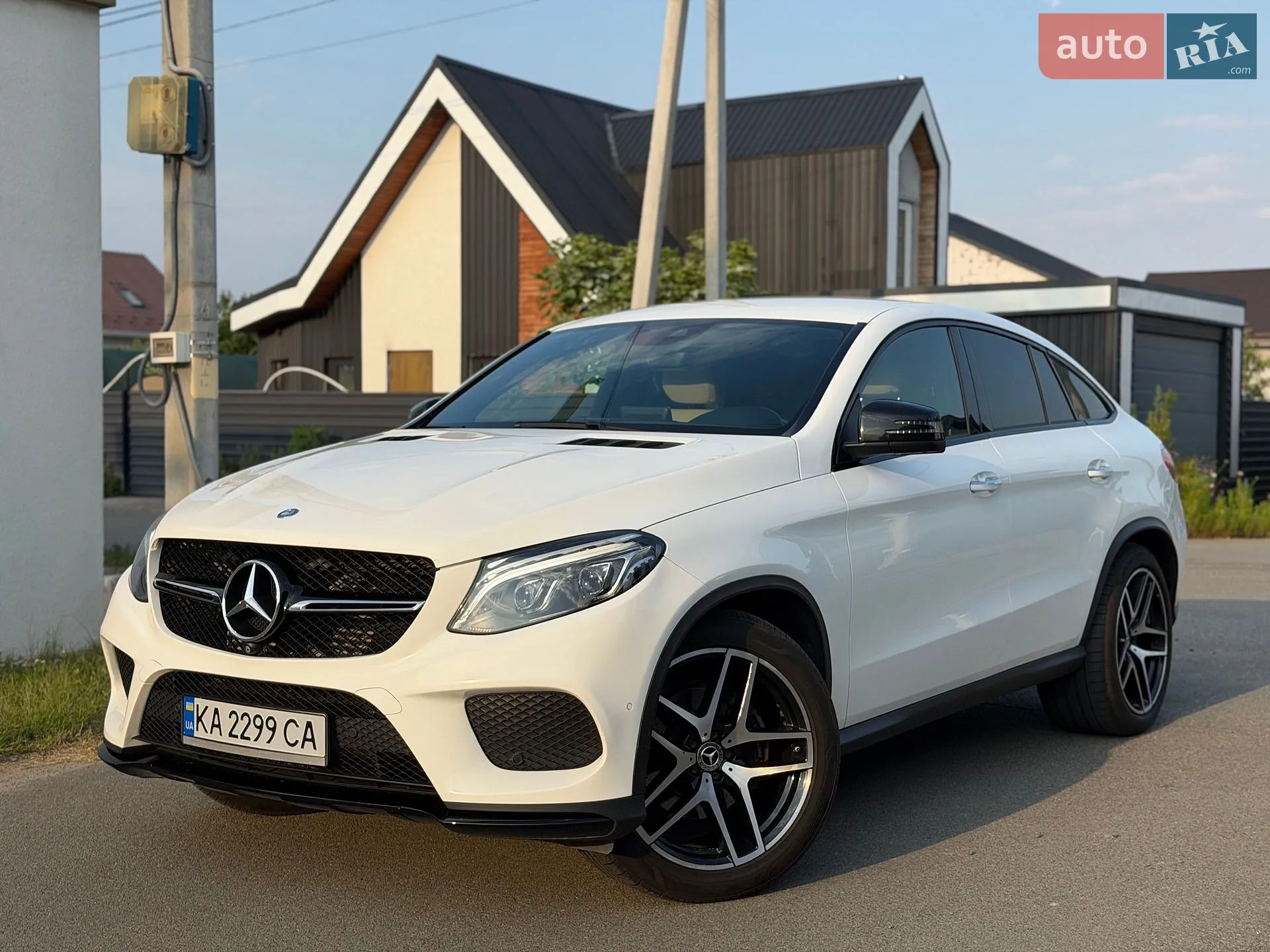 2017 Mercedes-Benz GLE - мініатюра 2