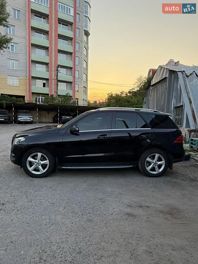 2017 Mercedes-Benz GLE - мініатюра 4