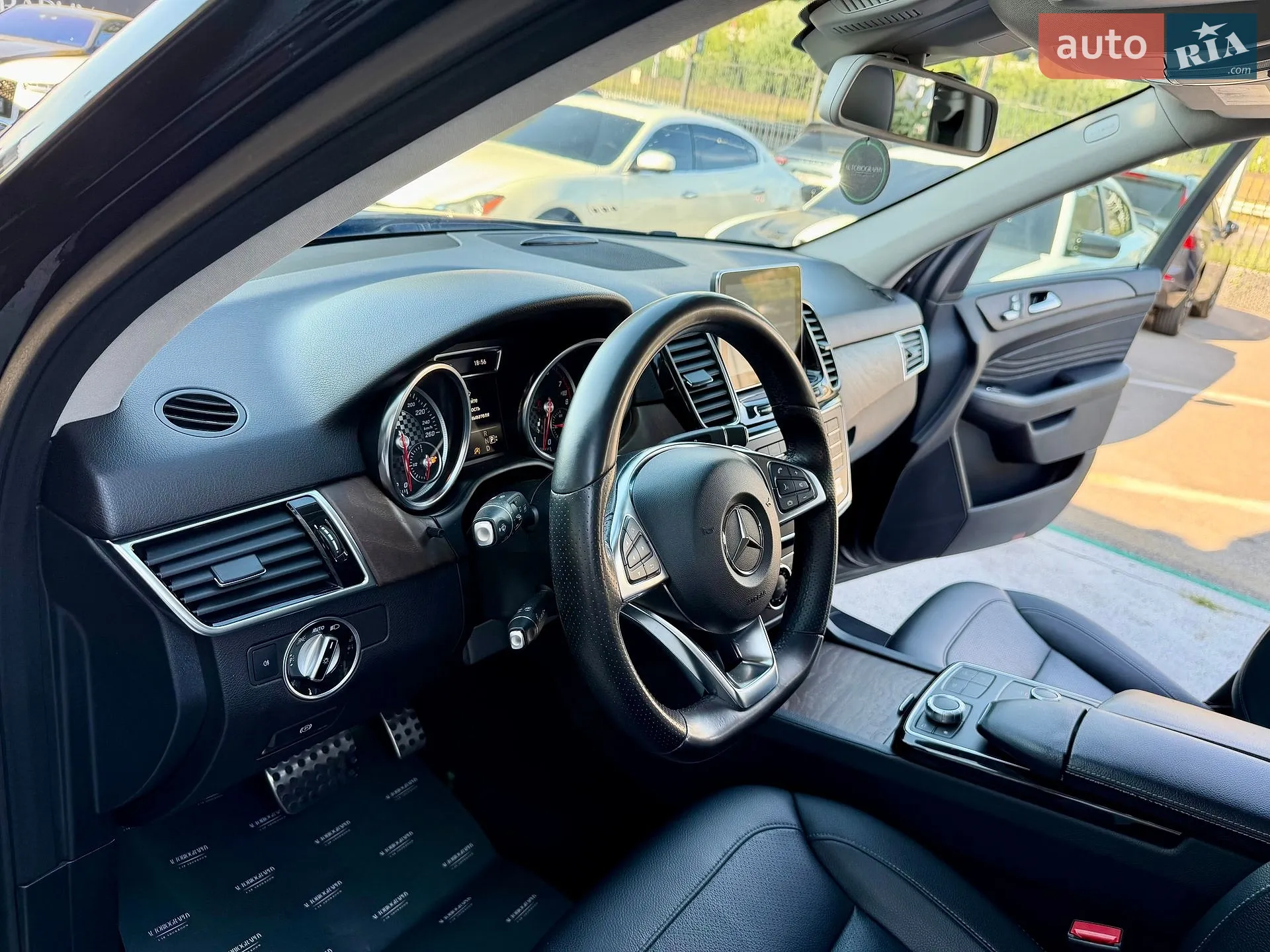 2015 Mercedes-Benz GLE - мініатюра 31