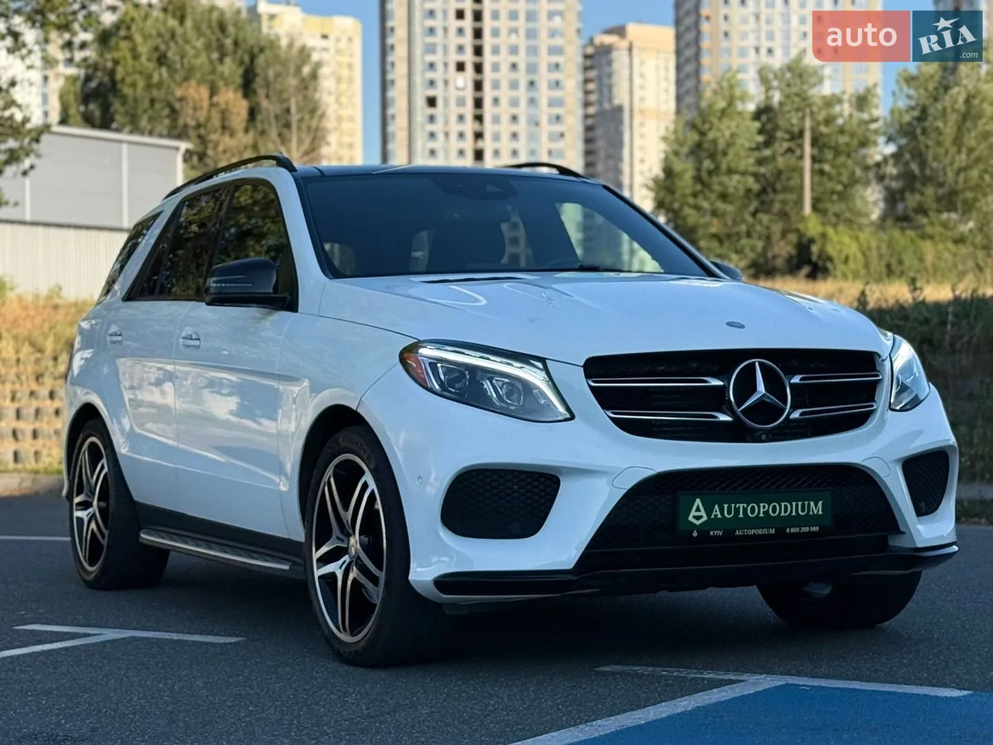 2016 Mercedes-Benz GLE - мініатюра 3