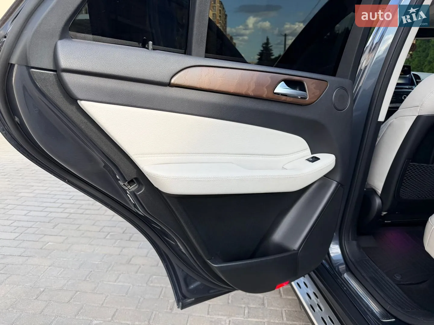2016 Mercedes-Benz GLE - мініатюра 50