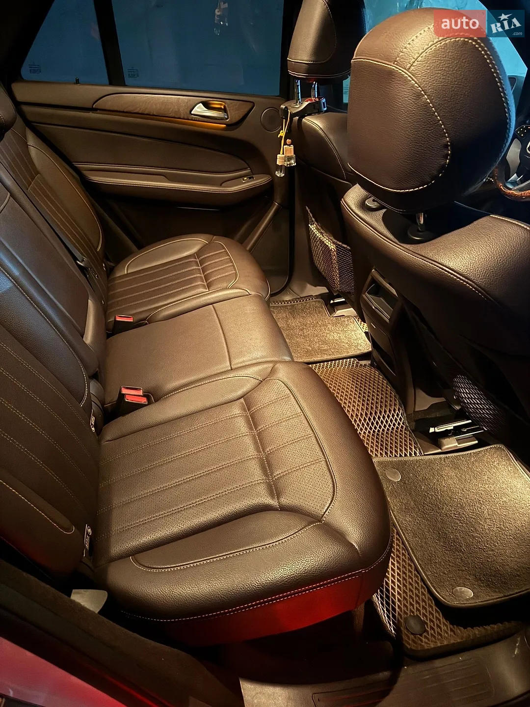2016 Mercedes-Benz GLE - мініатюра 15
