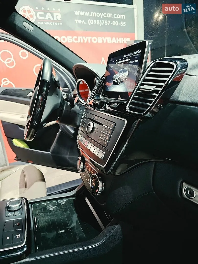 2017 Mercedes-Benz GLE - мініатюра 24