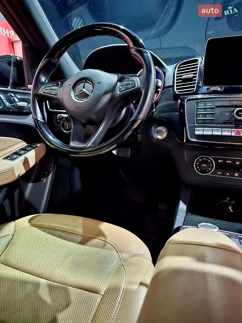 2017 Mercedes-Benz GLE - мініатюра 25