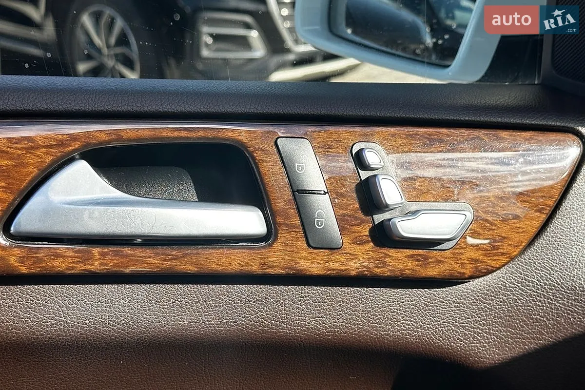 2016 Mercedes-Benz GLE - мініатюра 10