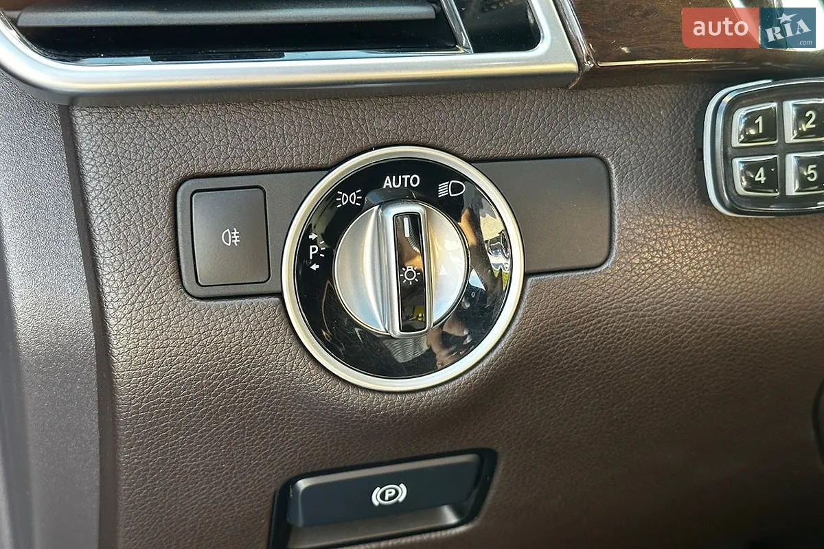 2016 Mercedes-Benz GLE - мініатюра 17