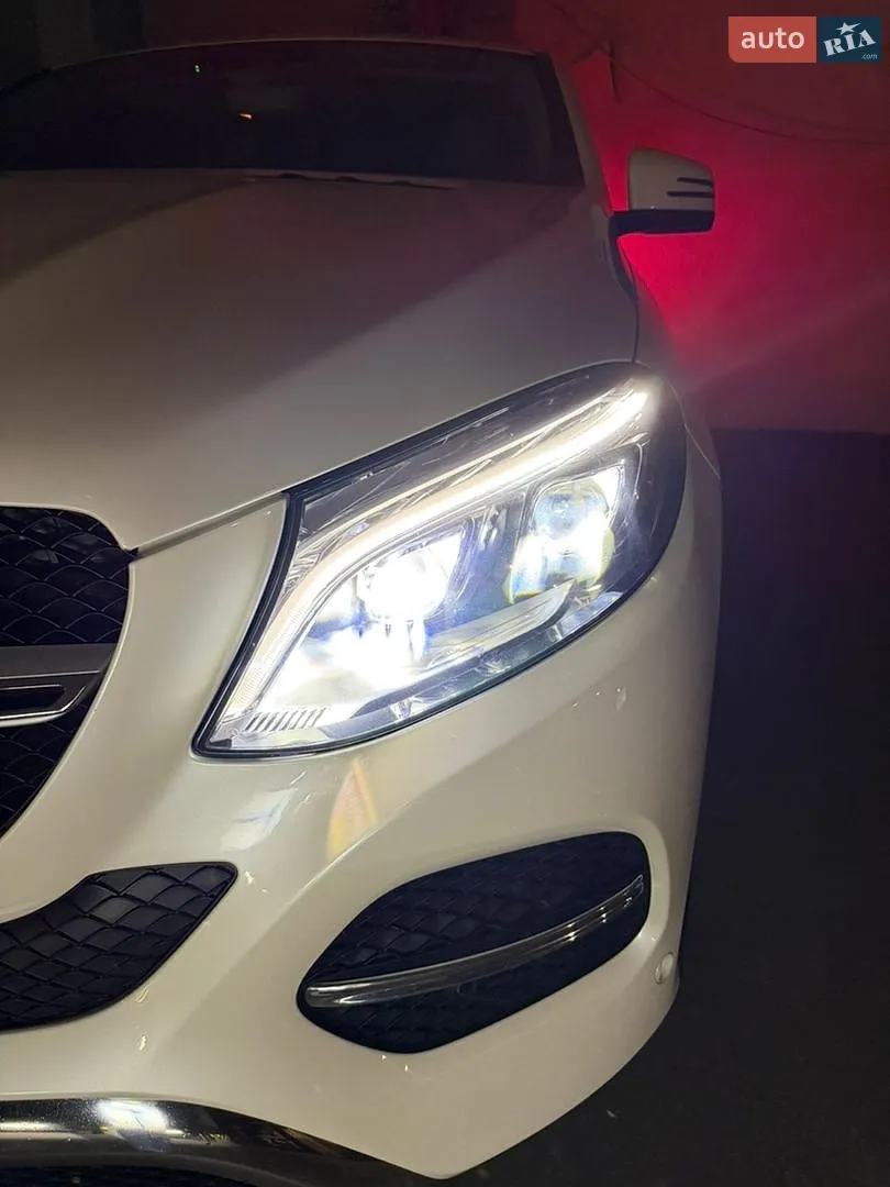 2017 Mercedes-Benz GLE - мініатюра 71