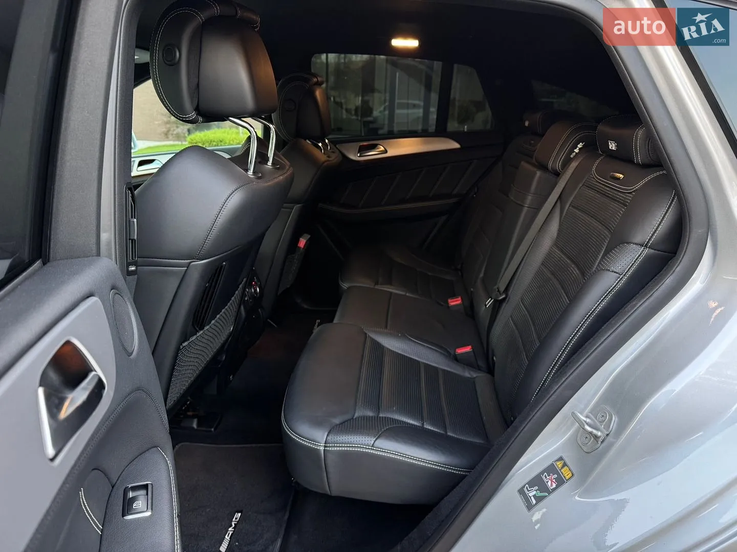 2016 Mercedes-Benz GLE - мініатюра 28