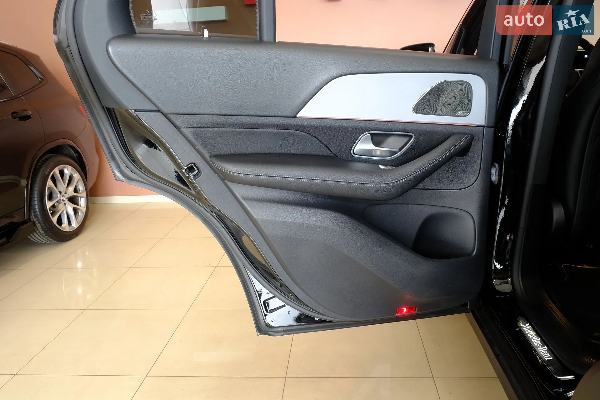 2022 Mercedes-Benz GLE - мініатюра 31