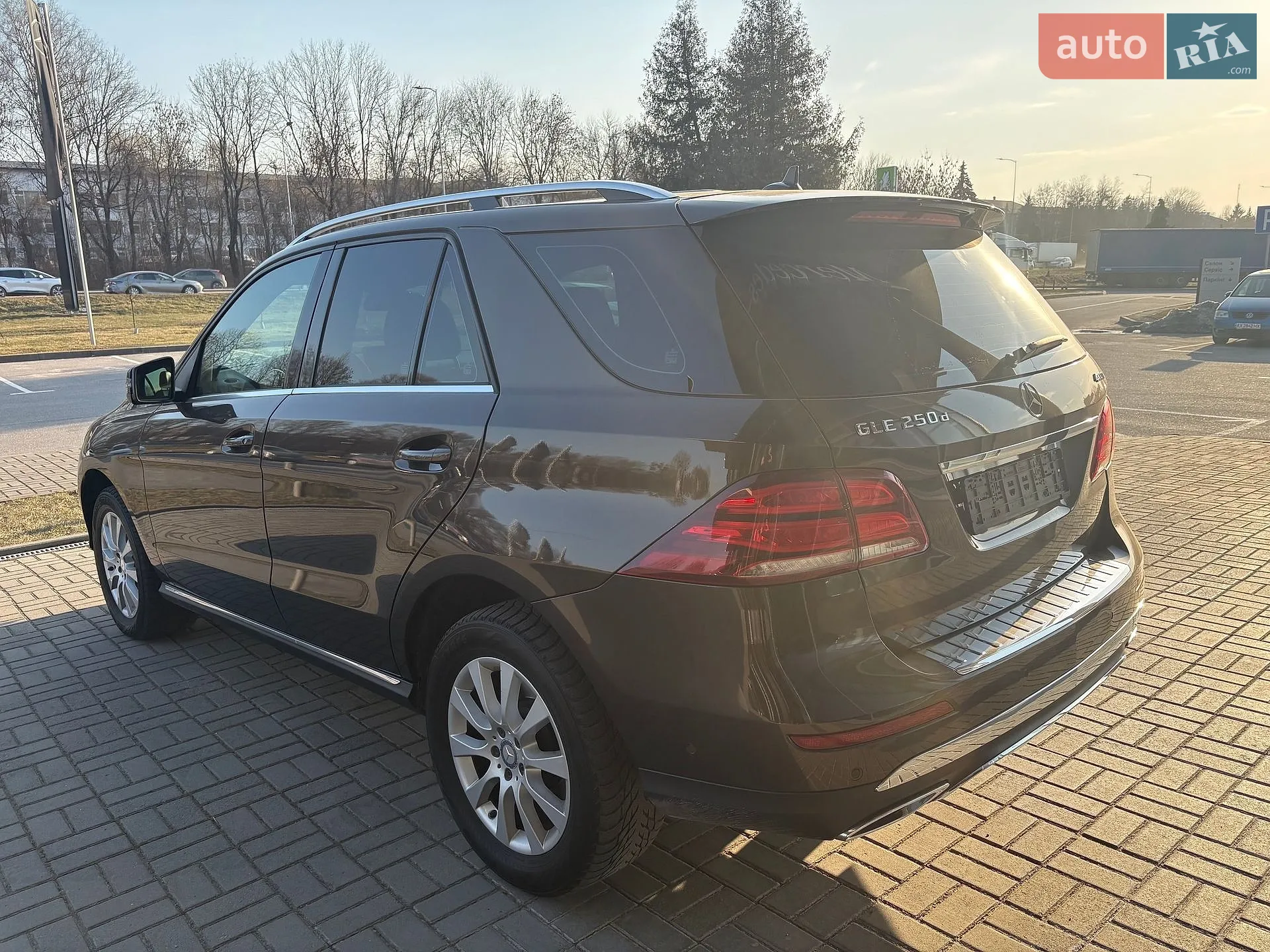 2016 Mercedes-Benz GLE - мініатюра 5