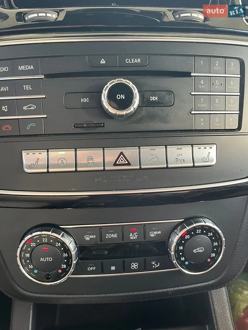 2015 Mercedes-Benz GLE - мініатюра 22
