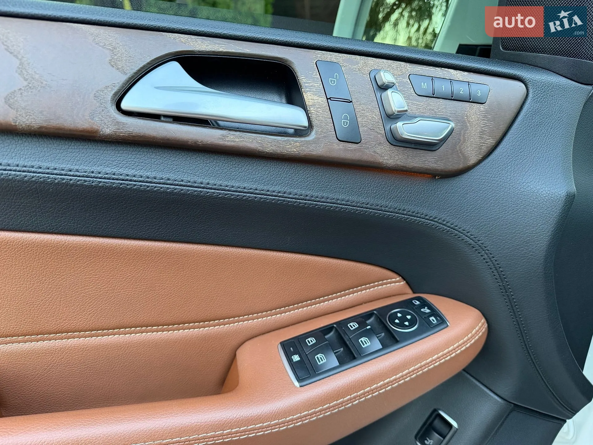 2016 Mercedes-Benz GLE - мініатюра 18