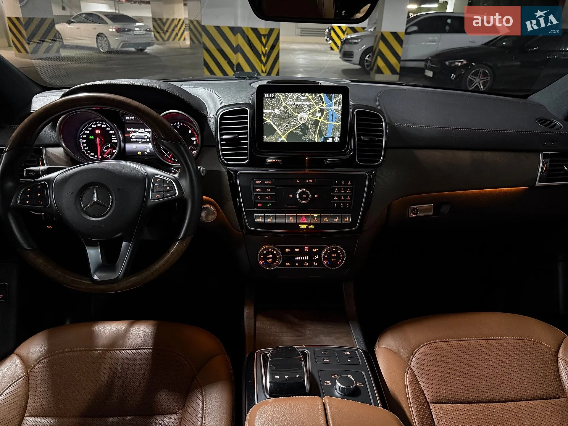 2017 Mercedes-Benz GLE - мініатюра 34