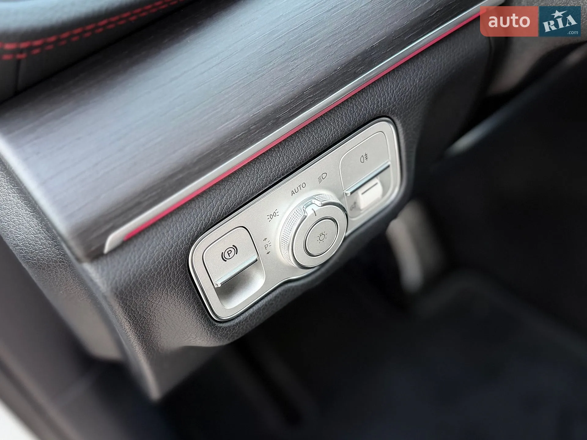 2021 Mercedes-Benz GLE - мініатюра 30