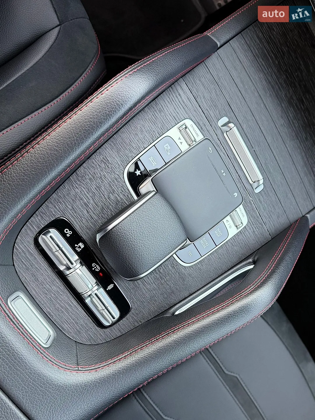 2021 Mercedes-Benz GLE - мініатюра 49