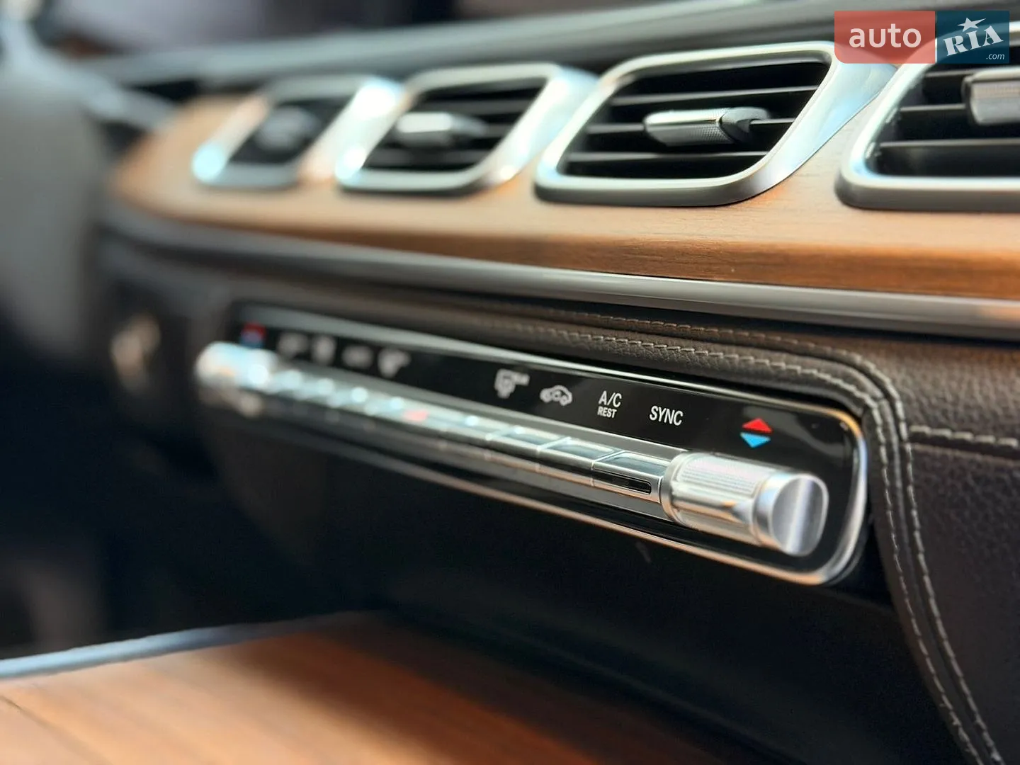 2022 Mercedes-Benz GLE - мініатюра 76